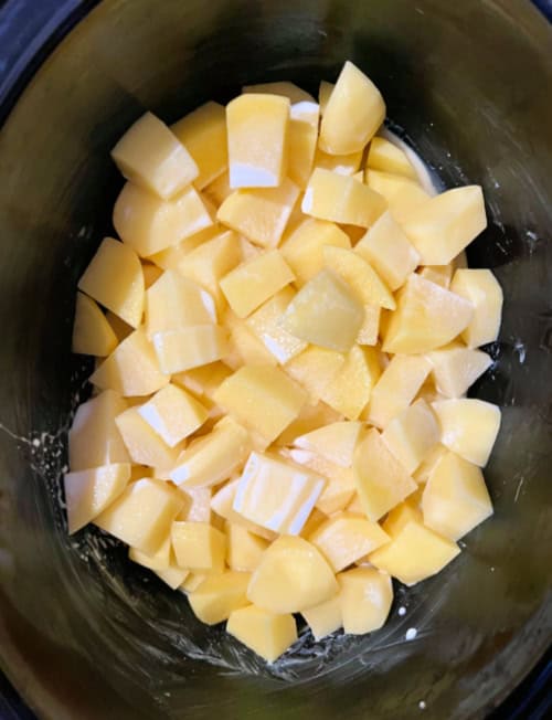 cubed potatoes in crockpot for slow cooker mashed potatoes
