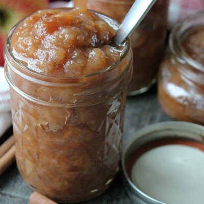 Slow Cooker Applesauce – 4 Ingredients!