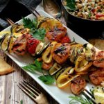 wondering what to serve with green beans? try these salmon kabobs!