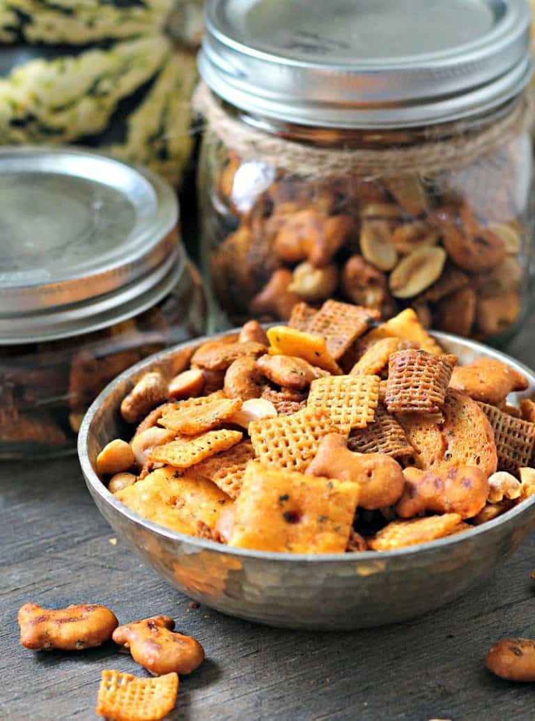 Buffalo Ranch Snack Mix - easy NO BAKE recipe - A Gouda Life